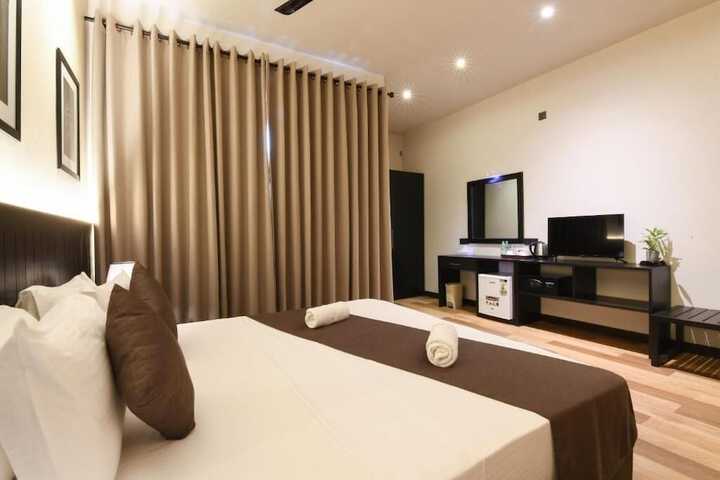 Room 48 of 171