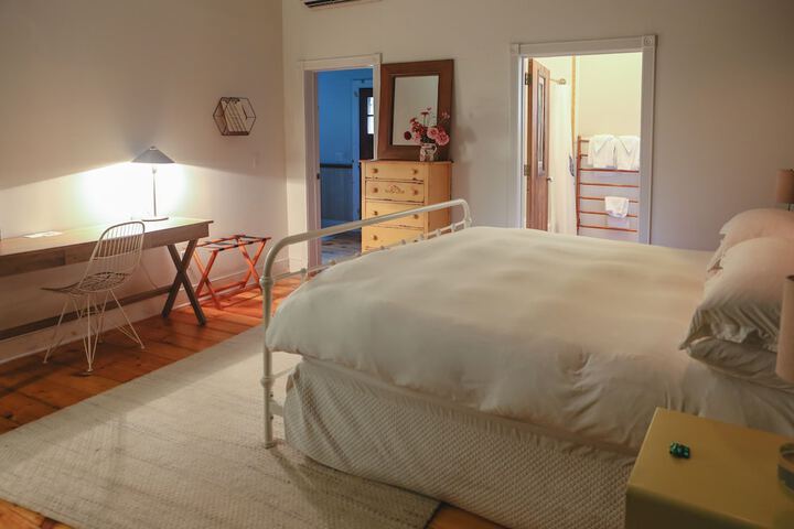 Room 11 of 52