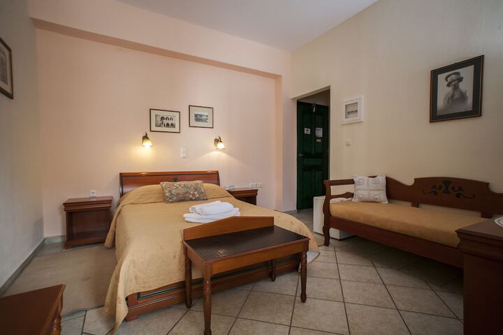 Room 5 of 38