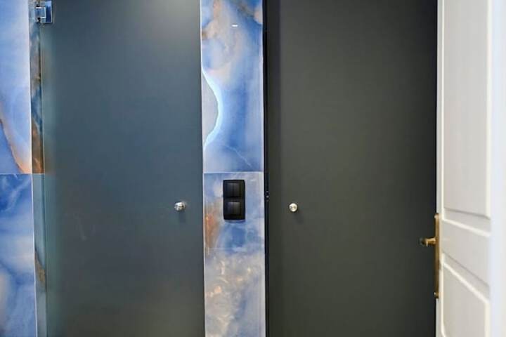Room 70 of 121
