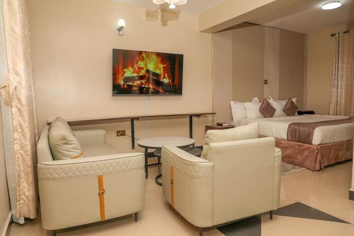 Room 6 of 24