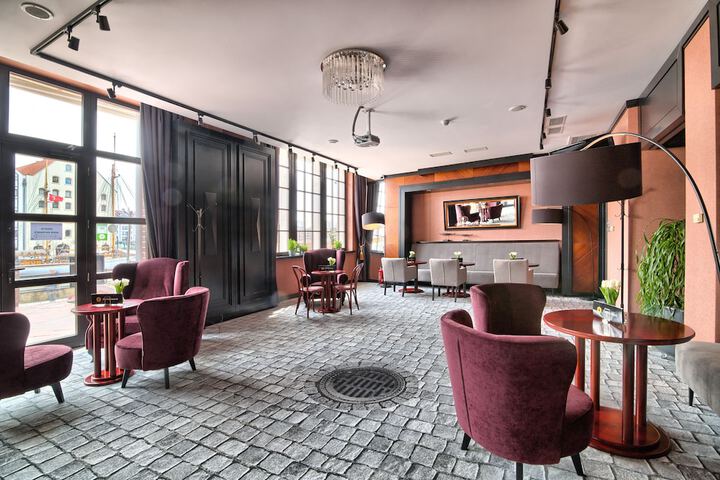 Hotel Lobby