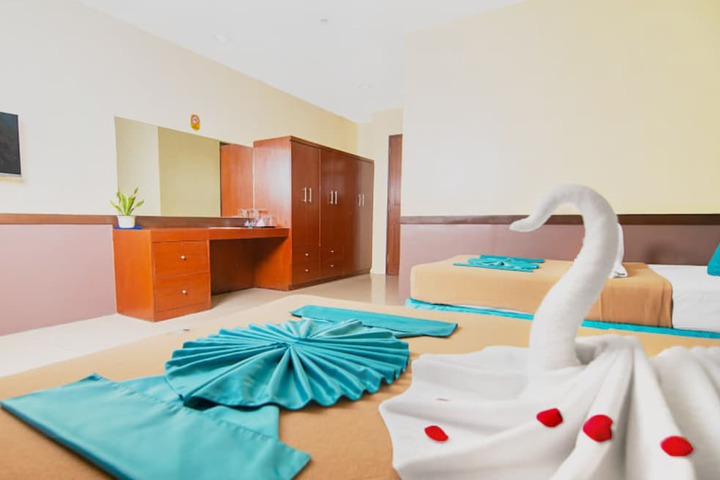 Room 7 of 37