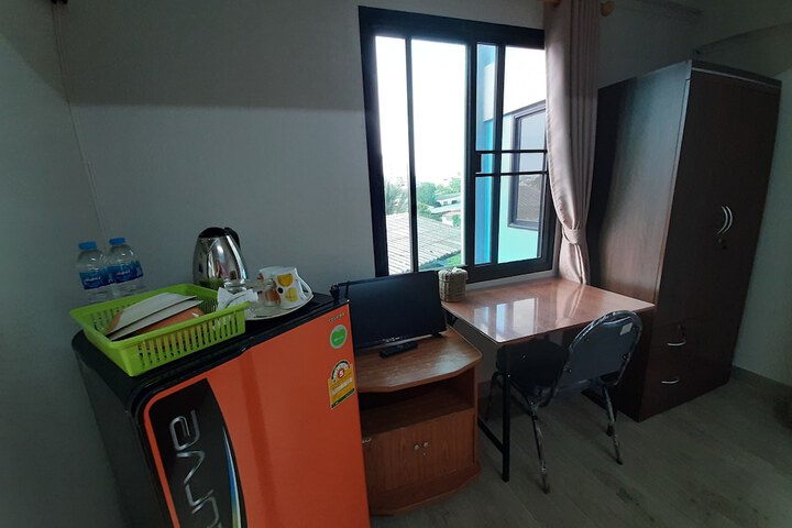 Room 19 of 99