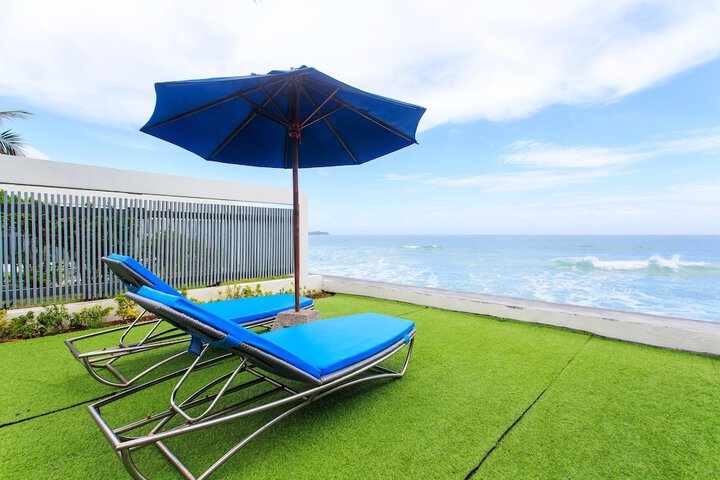 Beach 58 of 66