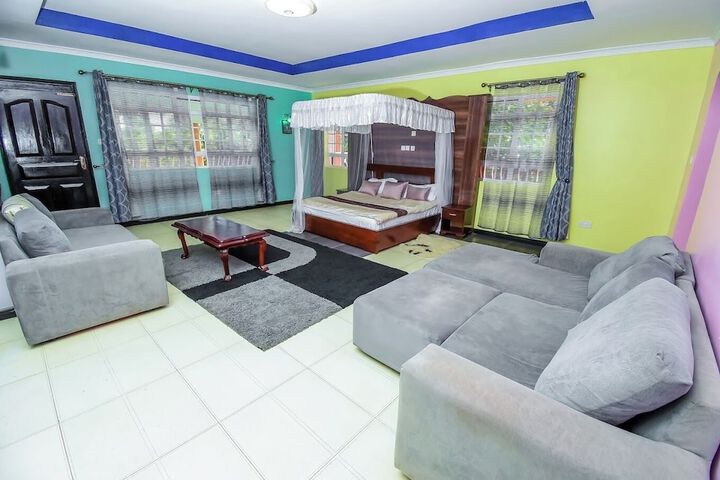 Room 10 of 39
