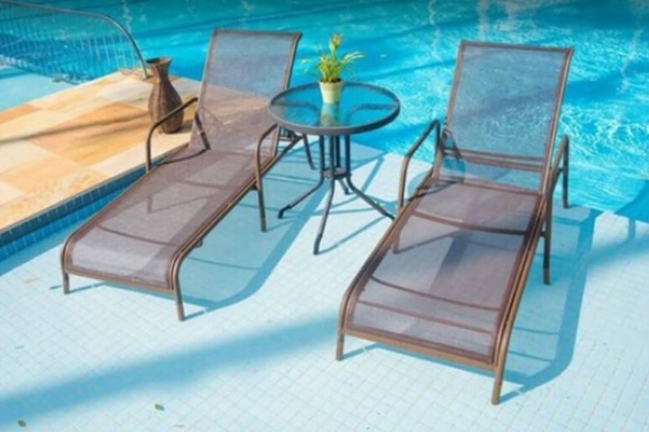 Pool 26 of 39