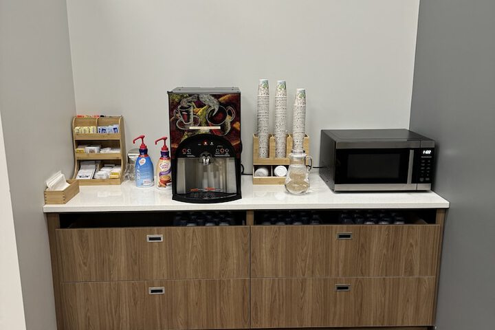 Breakfast/Coffee Service 30 of 38