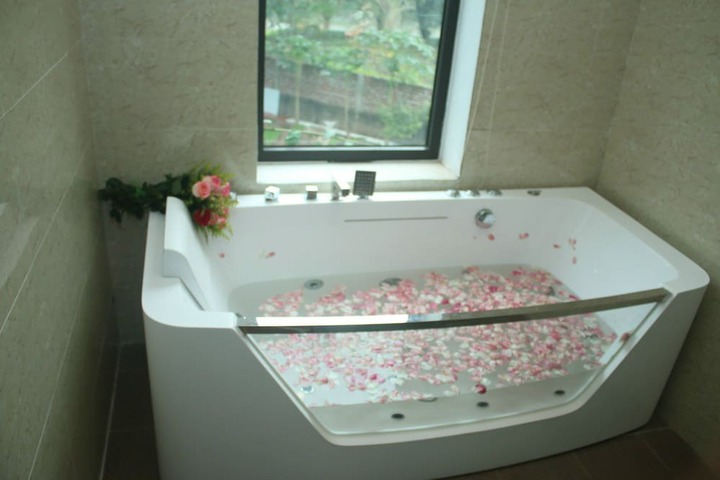 Room 15 of 20