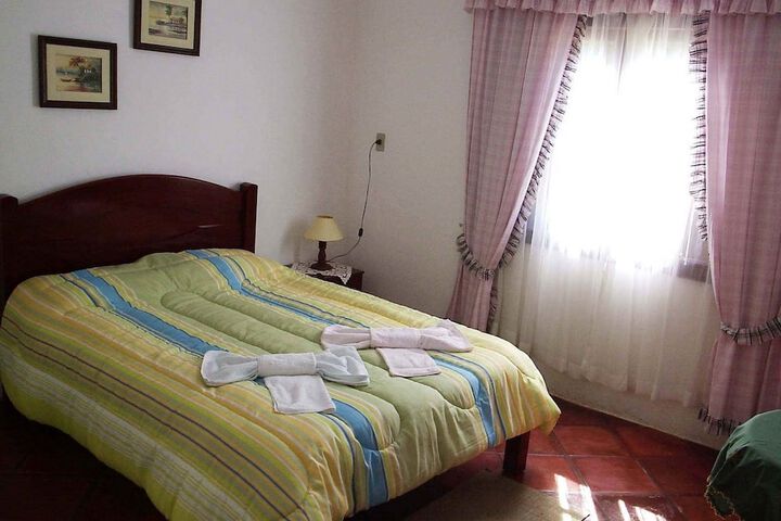 Room 2 of 48