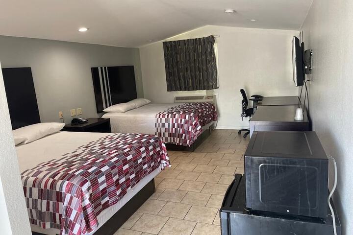 Room 14 of 17