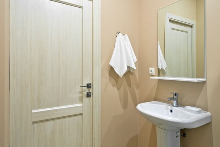Room 32 of 36
