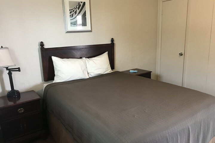 Room 5 of 22
