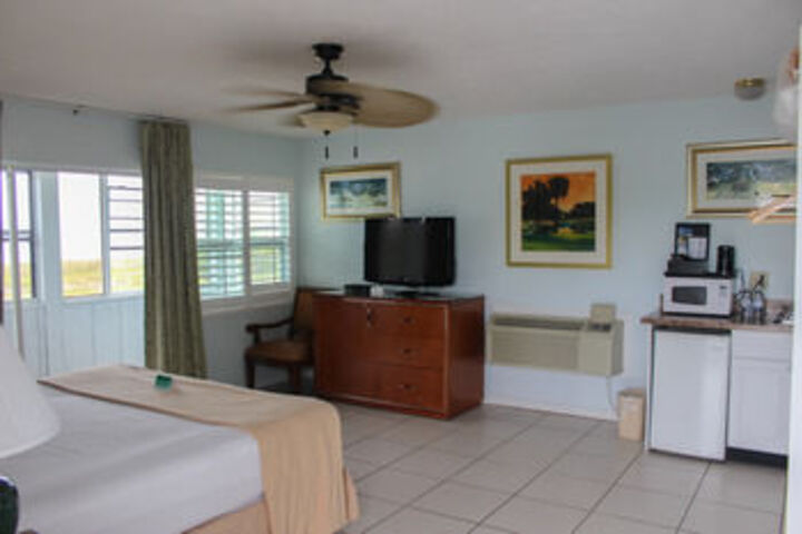 Room 52 of 82