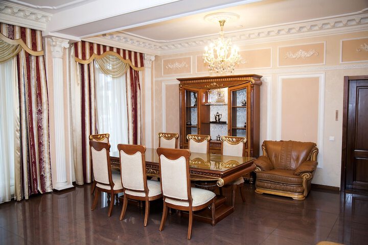 Room 12 of 60