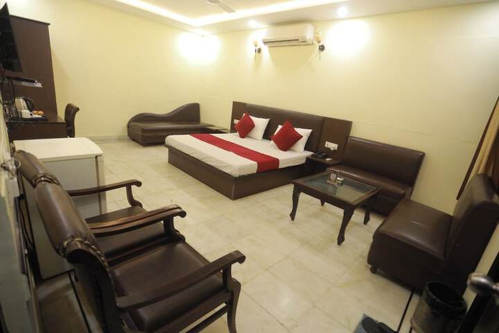 Room 19 of 46