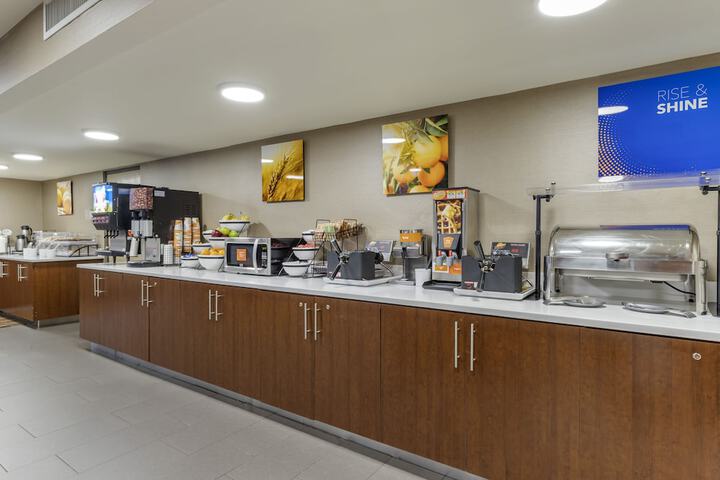 Breakfast buffet