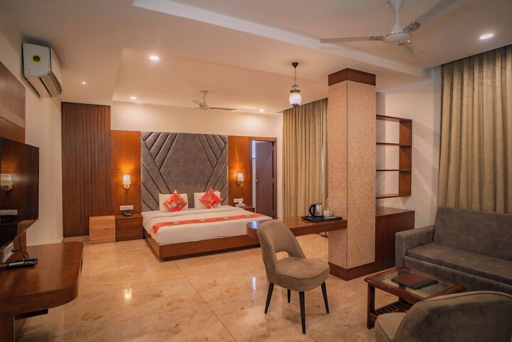 Room 21 of 61