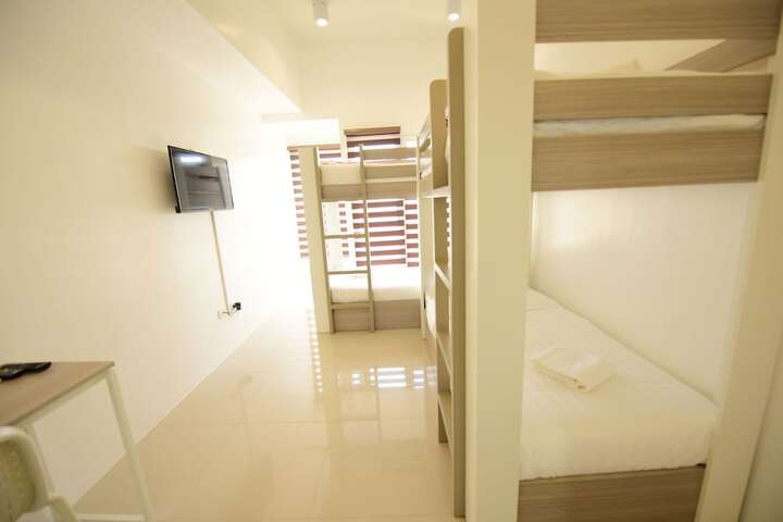 Room 3 of 16