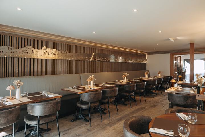 Dining 108 of 127