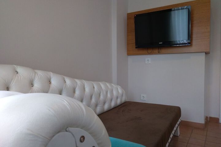 Room 47 of 123