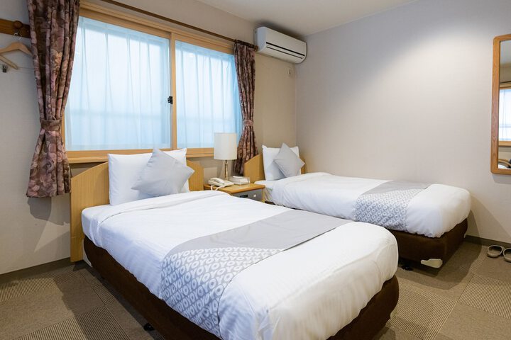 Room 7 of 20