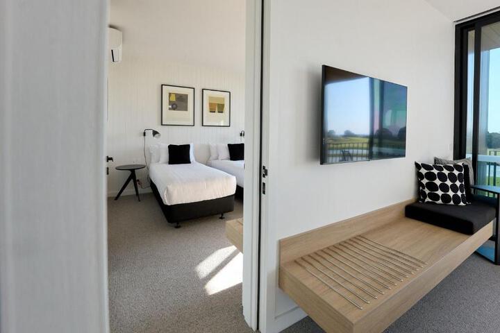 Room 22 of 41