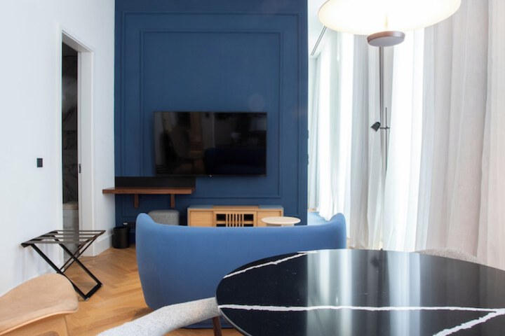 Room 34 of 80