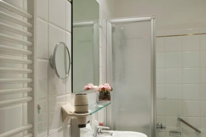 Bath Photo