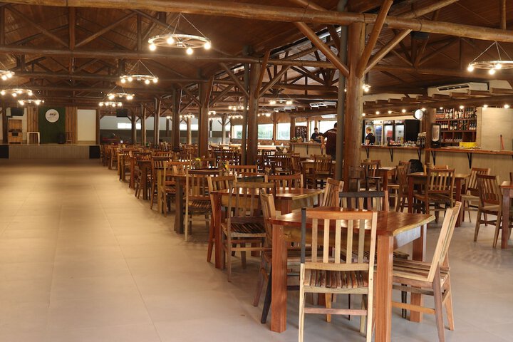 Dining 45 of 67