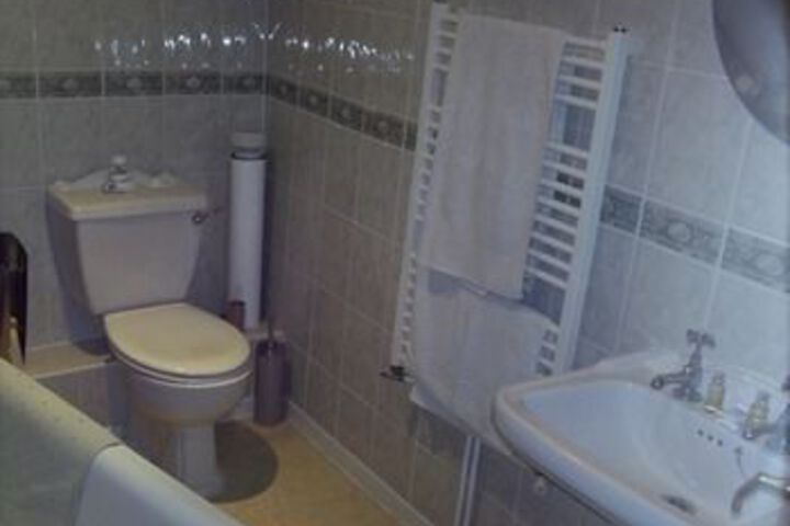 Room 3 of 18