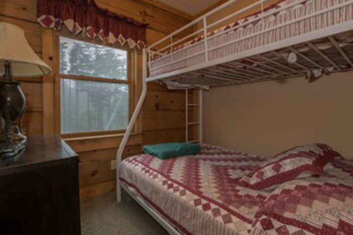 Room 17 of 23