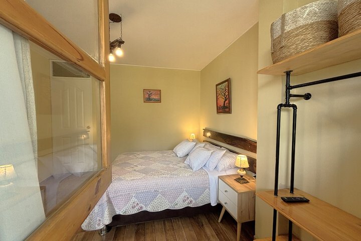 Room 45 of 199