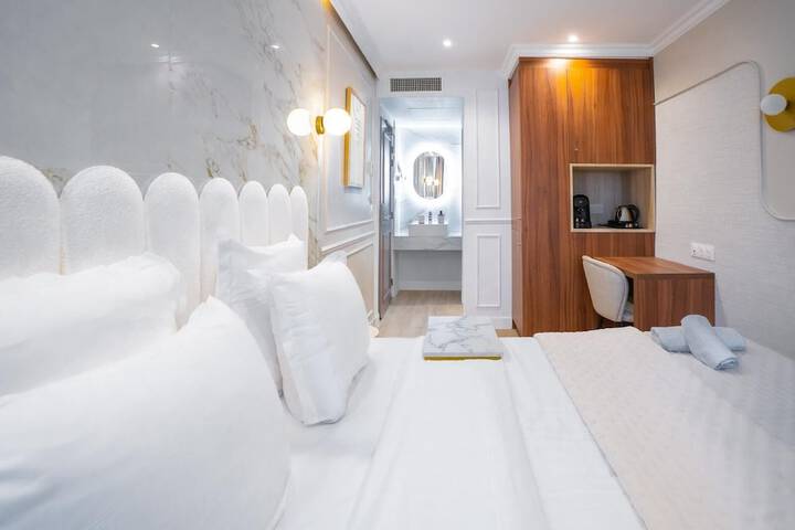 Room 48 sur 67