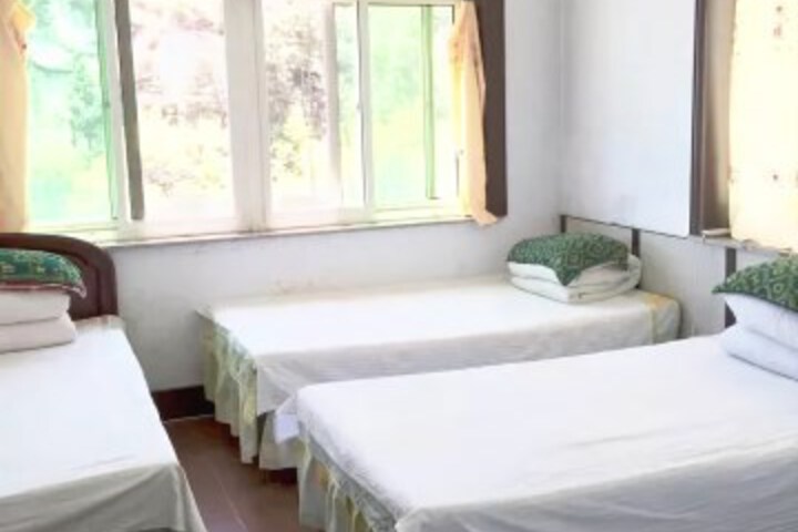 Room 10 of 21