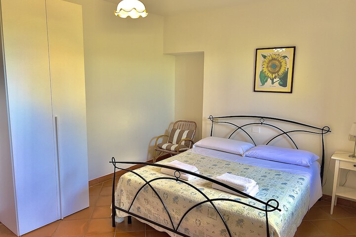 Room 4 of 59
