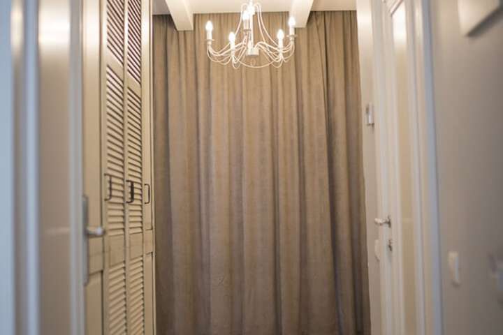 Room 30 of 67