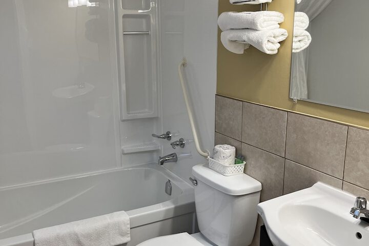 Room 15 of 26