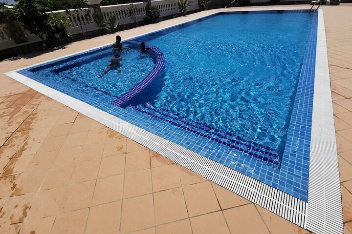 Pool 27 of 50