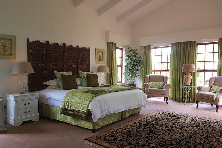 Room 4 of 61