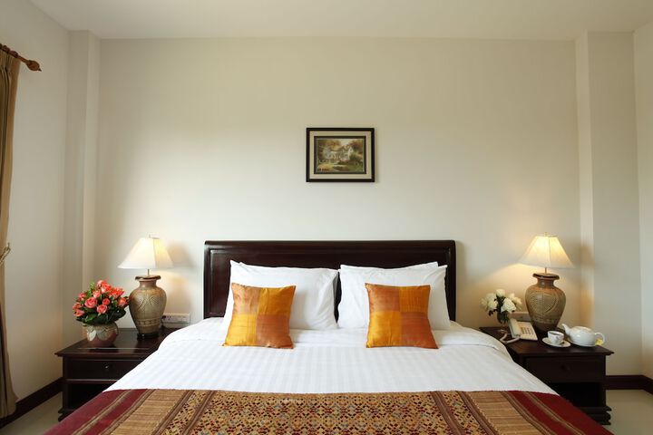 Room 44 of 75
