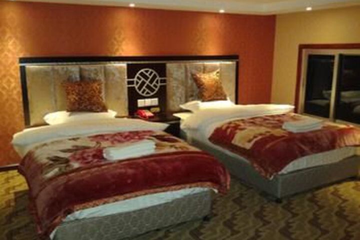 Room 44 of 62