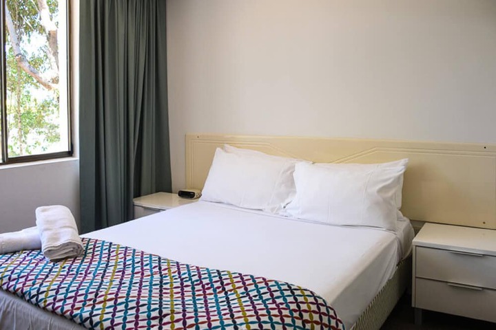 Room 7 of 40
