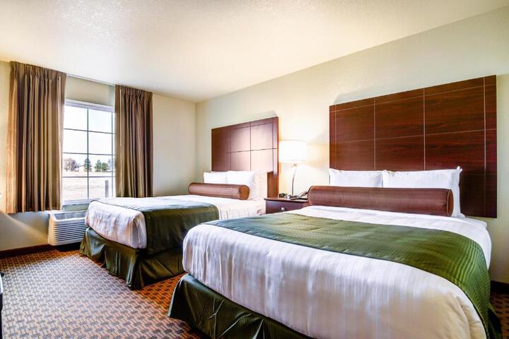 2 Queen Guest Room (15 of 19)