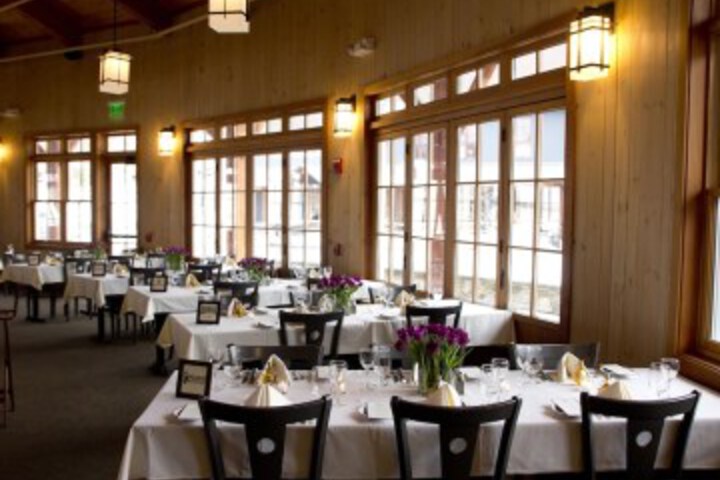 Dining 16 of 23