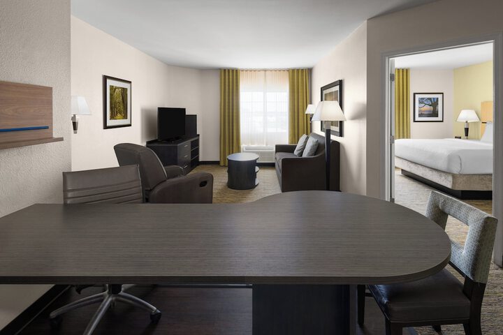 Room 15 of 39