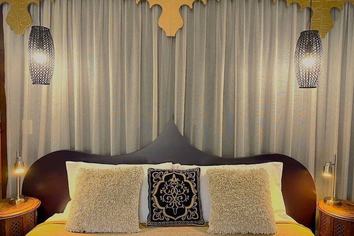 Room 26 of 91