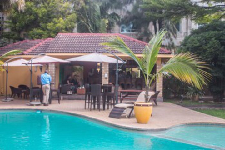Pool 16 of 39