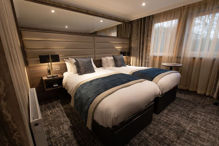 Room 21 of 54