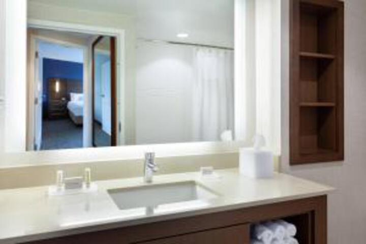 Room 20 of 35